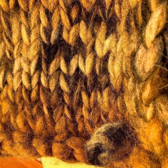 HAND CRAFTED Chunky Knit short soft wool roving yarn scarf browns creams black - Picture 7 of 8